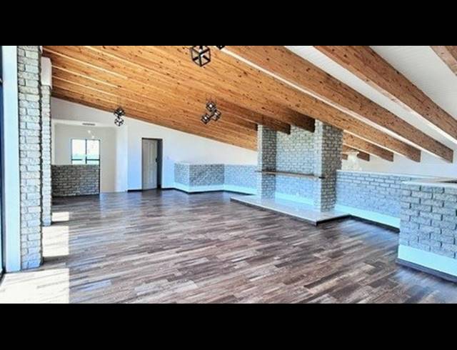3 BEDROOM HOUSE FOR SALE IN ROYALSTON RESIDENTIAL ESTATE & WILDLIFE RESERVE